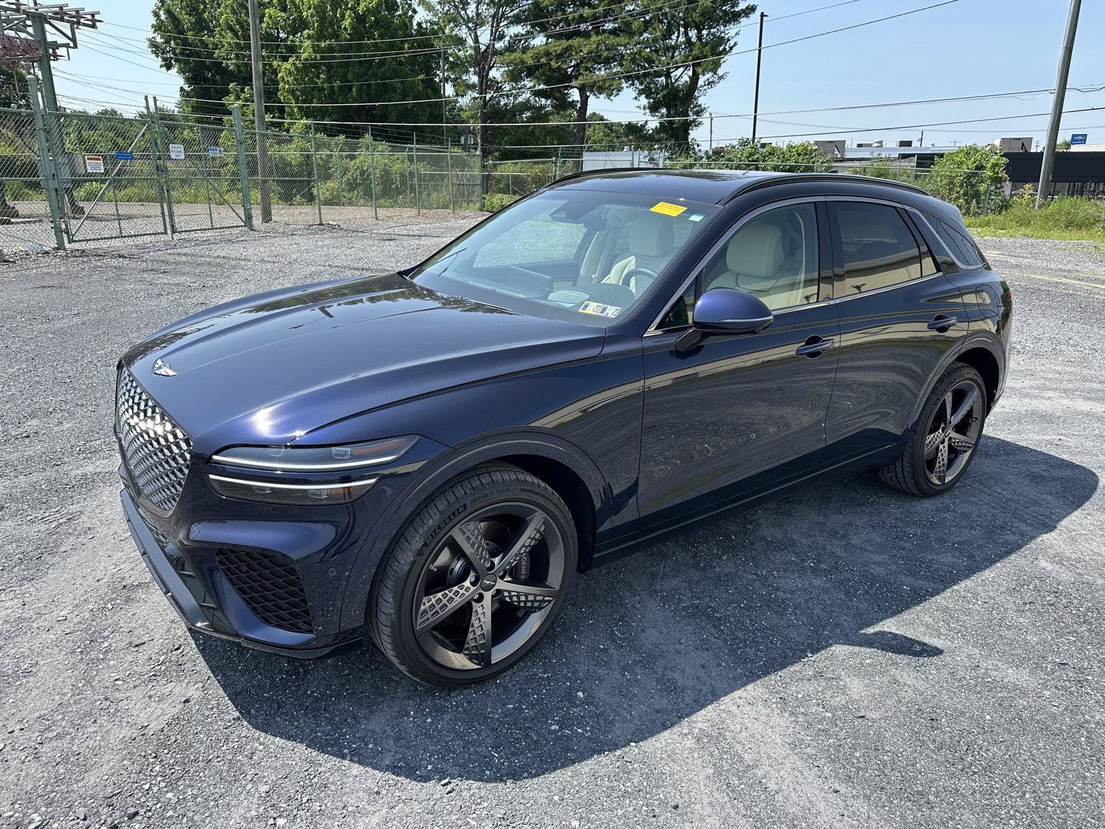 Used 2025 Genesis GV70 3.5T Sport w/ Sport Prestige Package AWD/4WD image 4