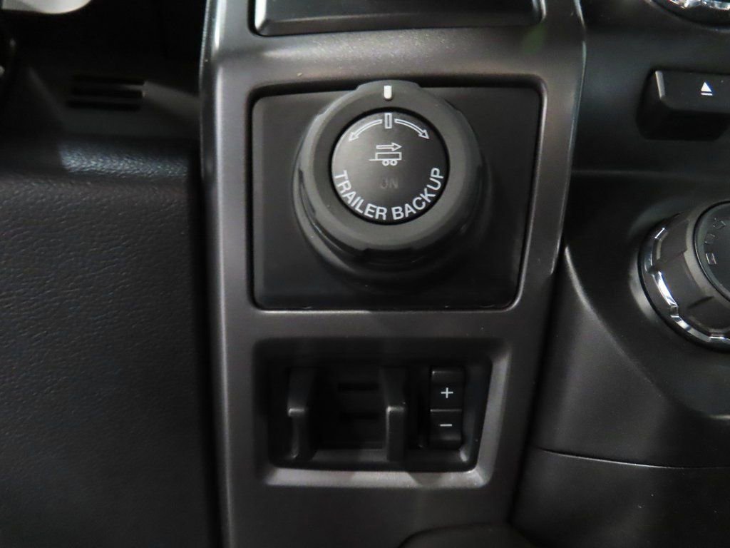 Used 2017 Ford F150 XLT w/ Equipment Group 302A Luxury image 44