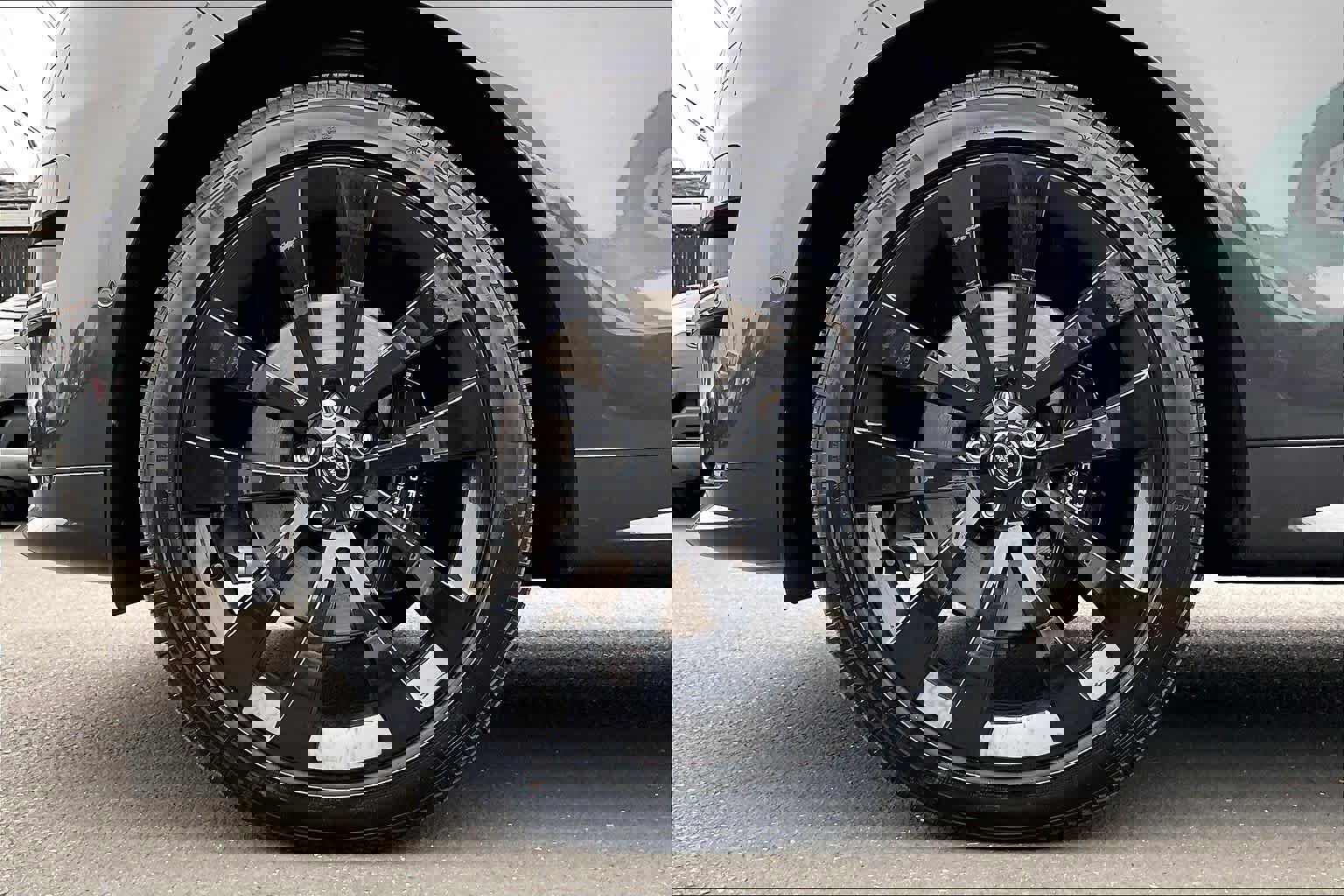 Used 2025 Land Rover Range Rover Sport Dynamic SE image 12