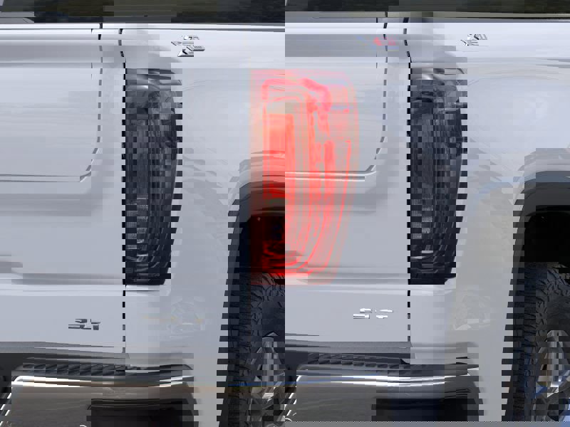 New 2026 GMC Sierra 1500 SLT image 3