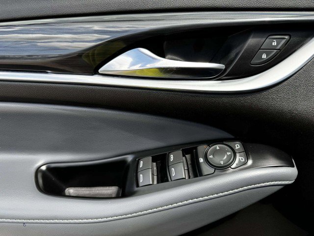 Used 2023 Buick Enclave Essence w/ Experience Buick Package FWD image 19