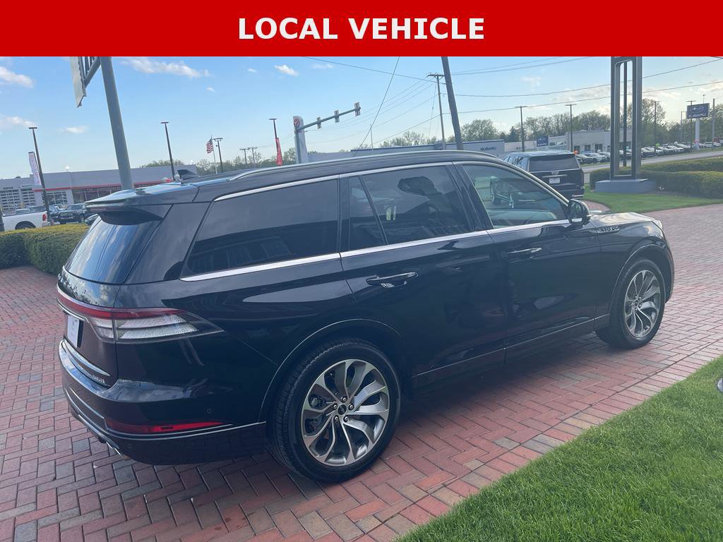Used 2021 Lincoln Aviator Grand Touring w/ Equipment Group 302A AWD/4WD image 7