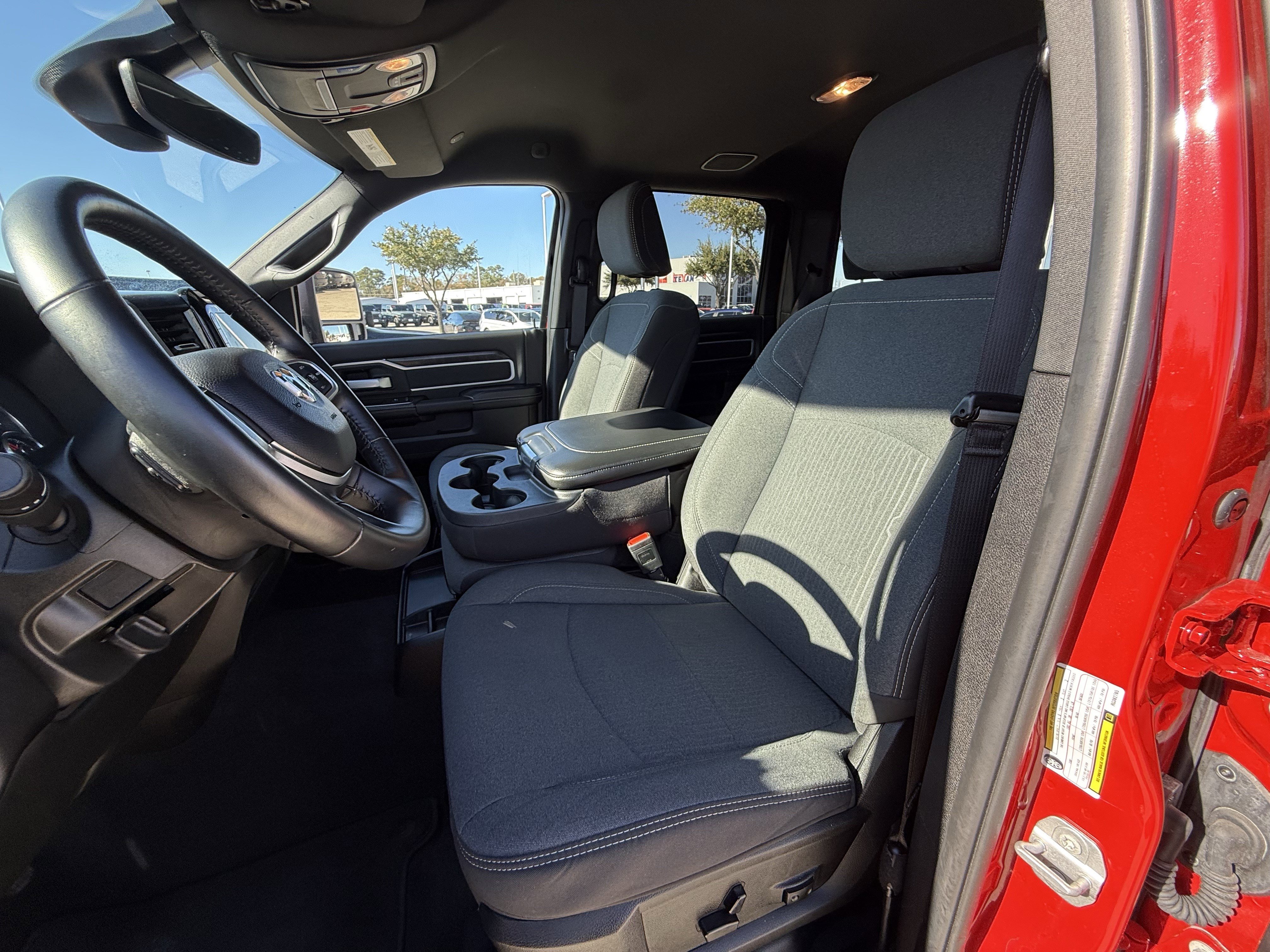 Used 2024 RAM 2500 Big Horn w/ Night Edition image 28