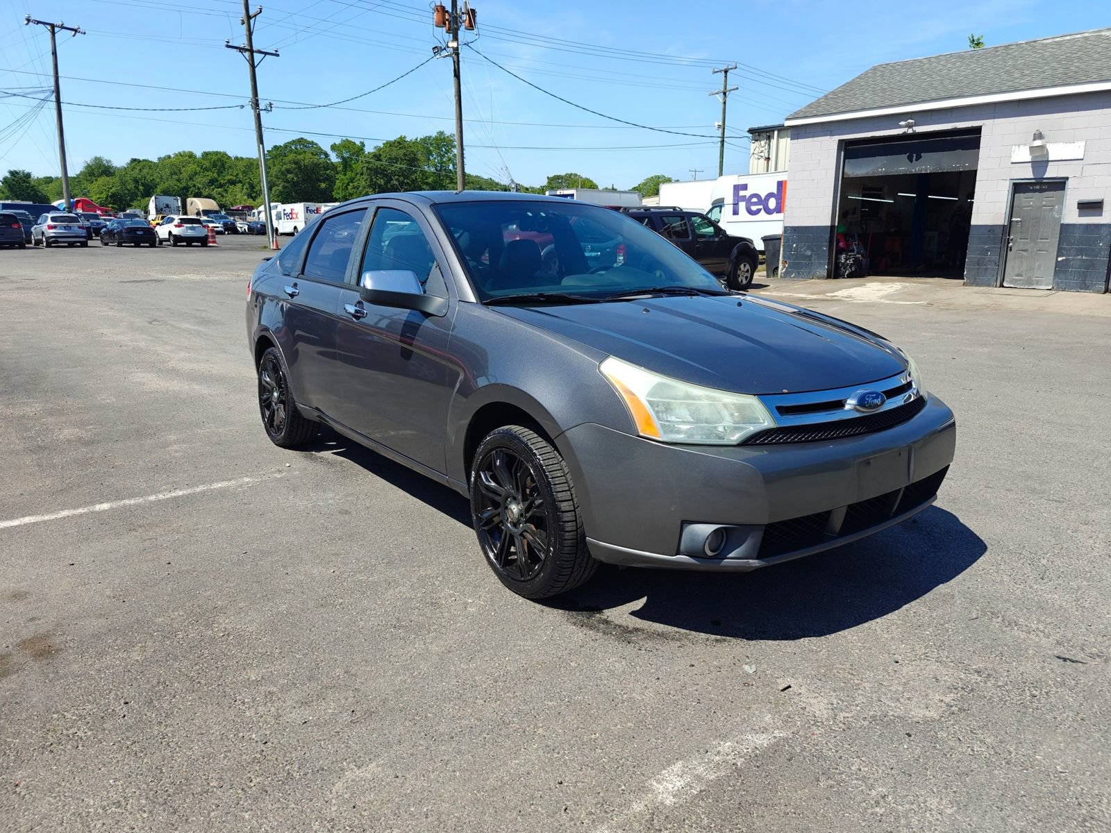 Used 2010 Ford Focus SEL FWD image 7