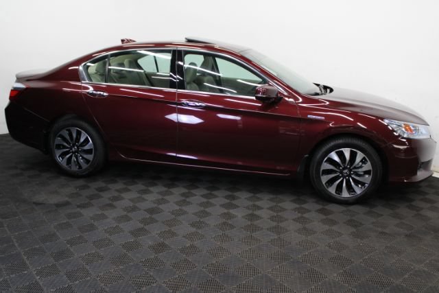 Used 2015 Honda Accord Touring image 4