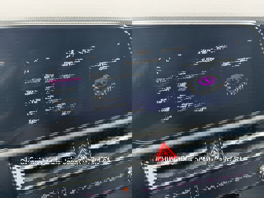 Used 2023 Kia Niro EX Touring image 76