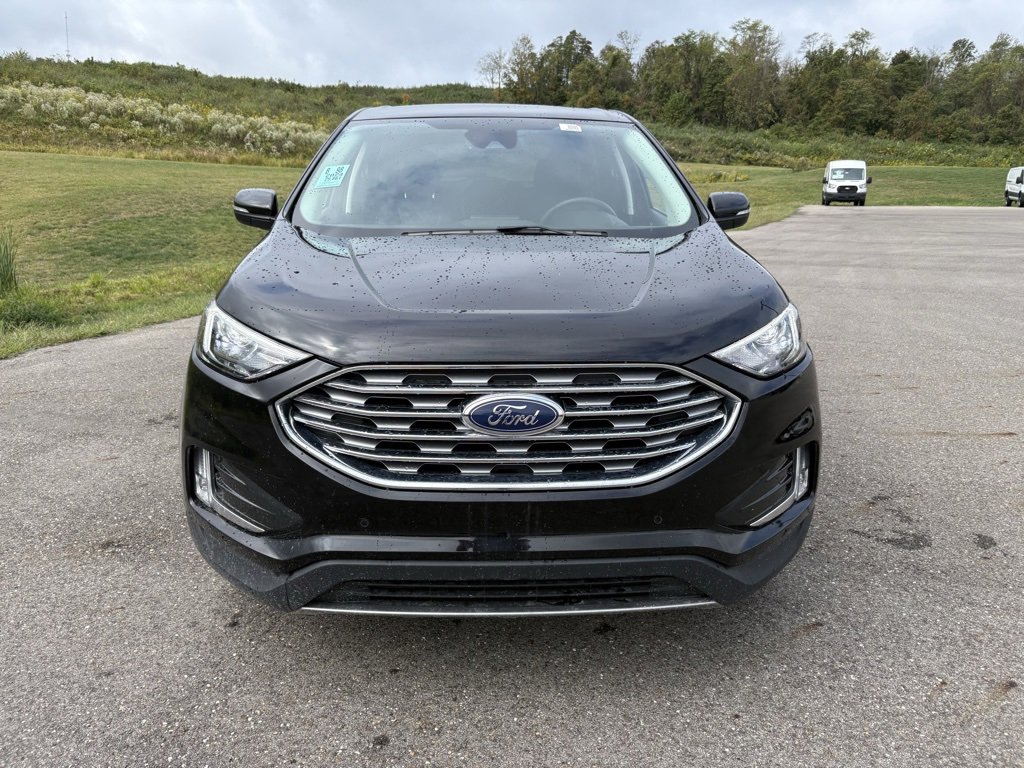 Used 2024 Ford Edge Titanium image 8