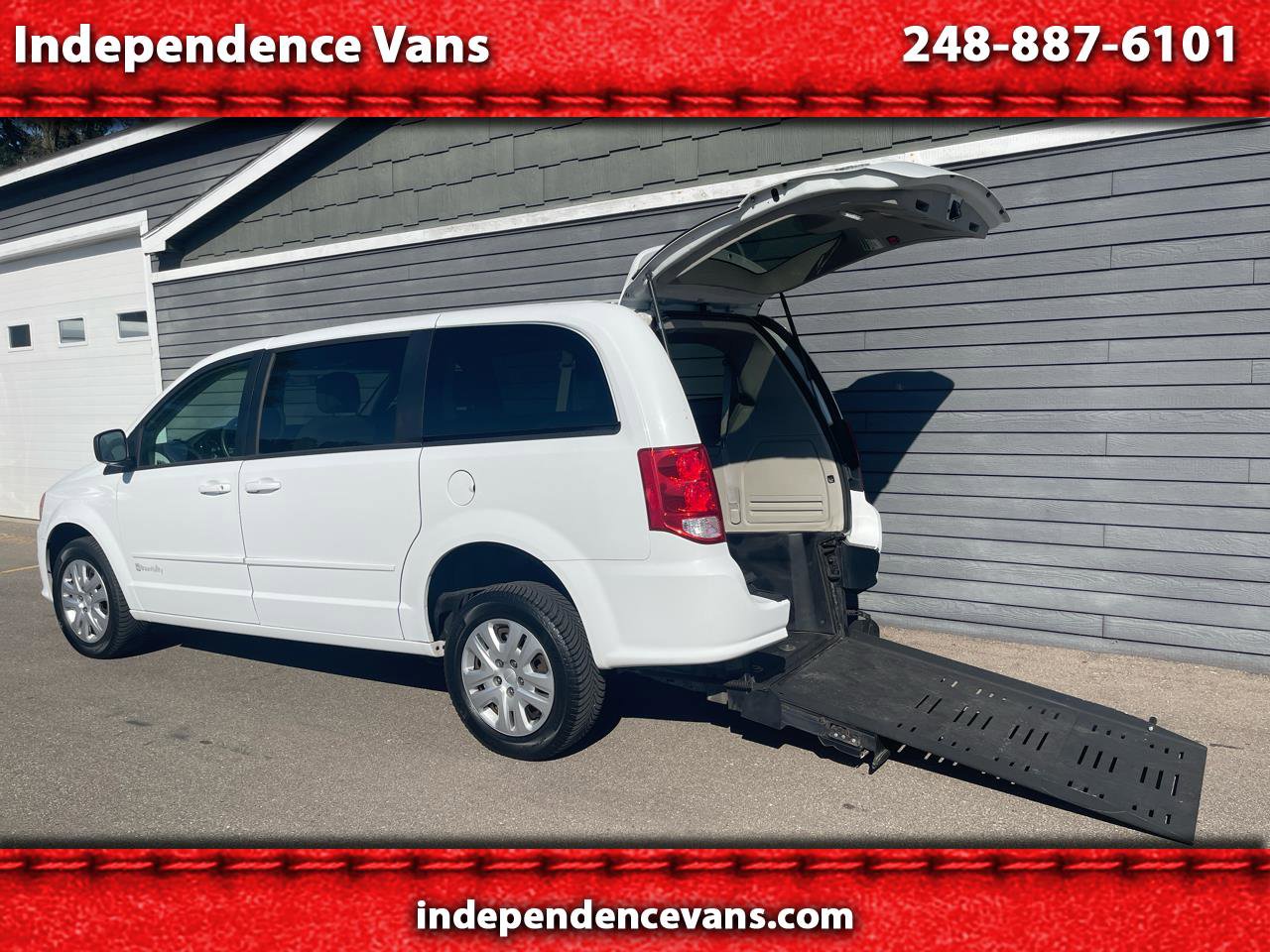 Used 2015 Dodge Grand Caravan SE w/ Quick Order Package 29E SE image 1