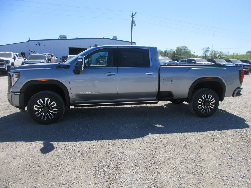New 2026 GMC Sierra 3500 Denali Ultimate AWD/4WD image 9
