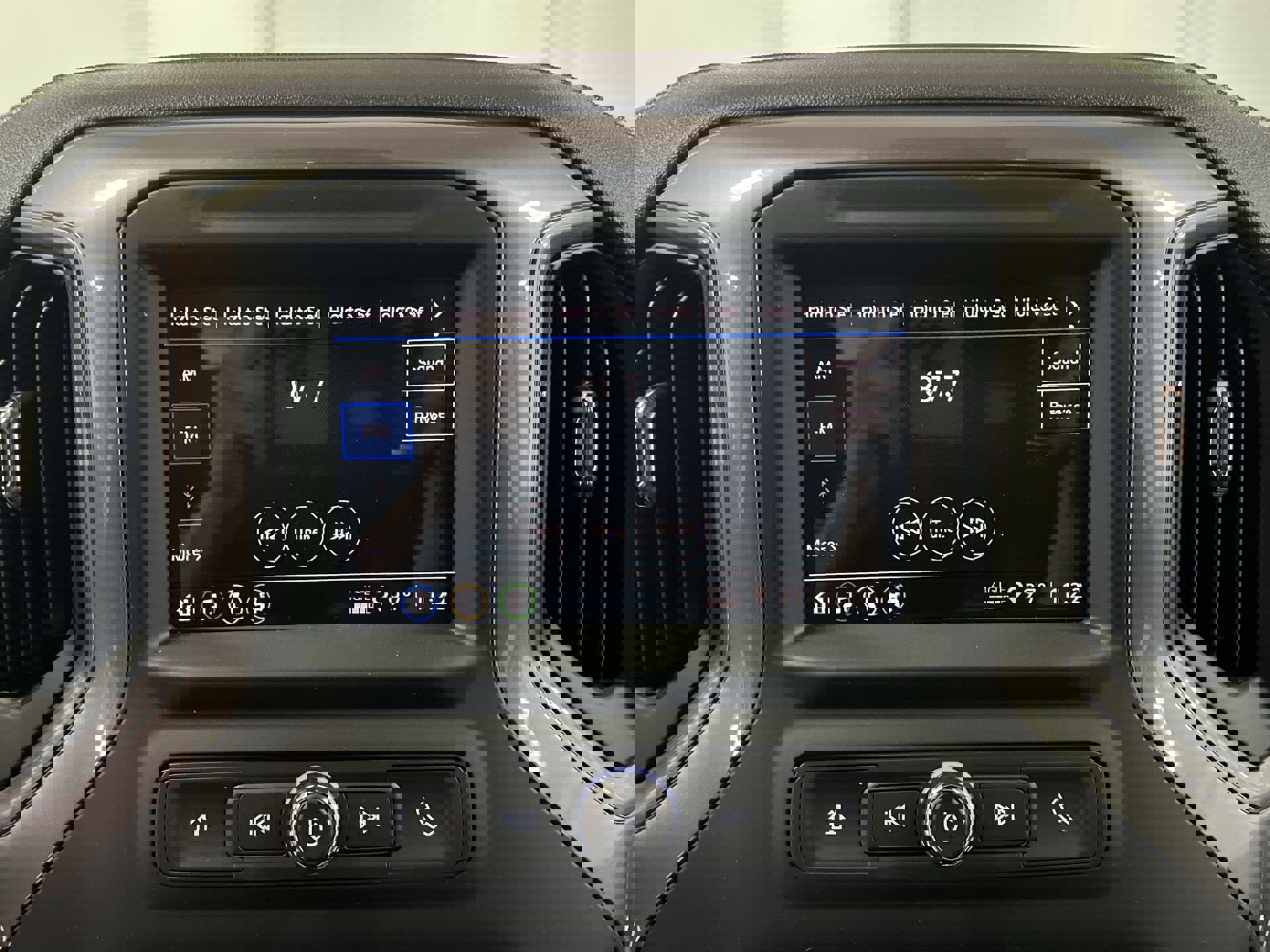 New 2025 GMC Sierra 1500 Pro w/ Trailering Package image 48