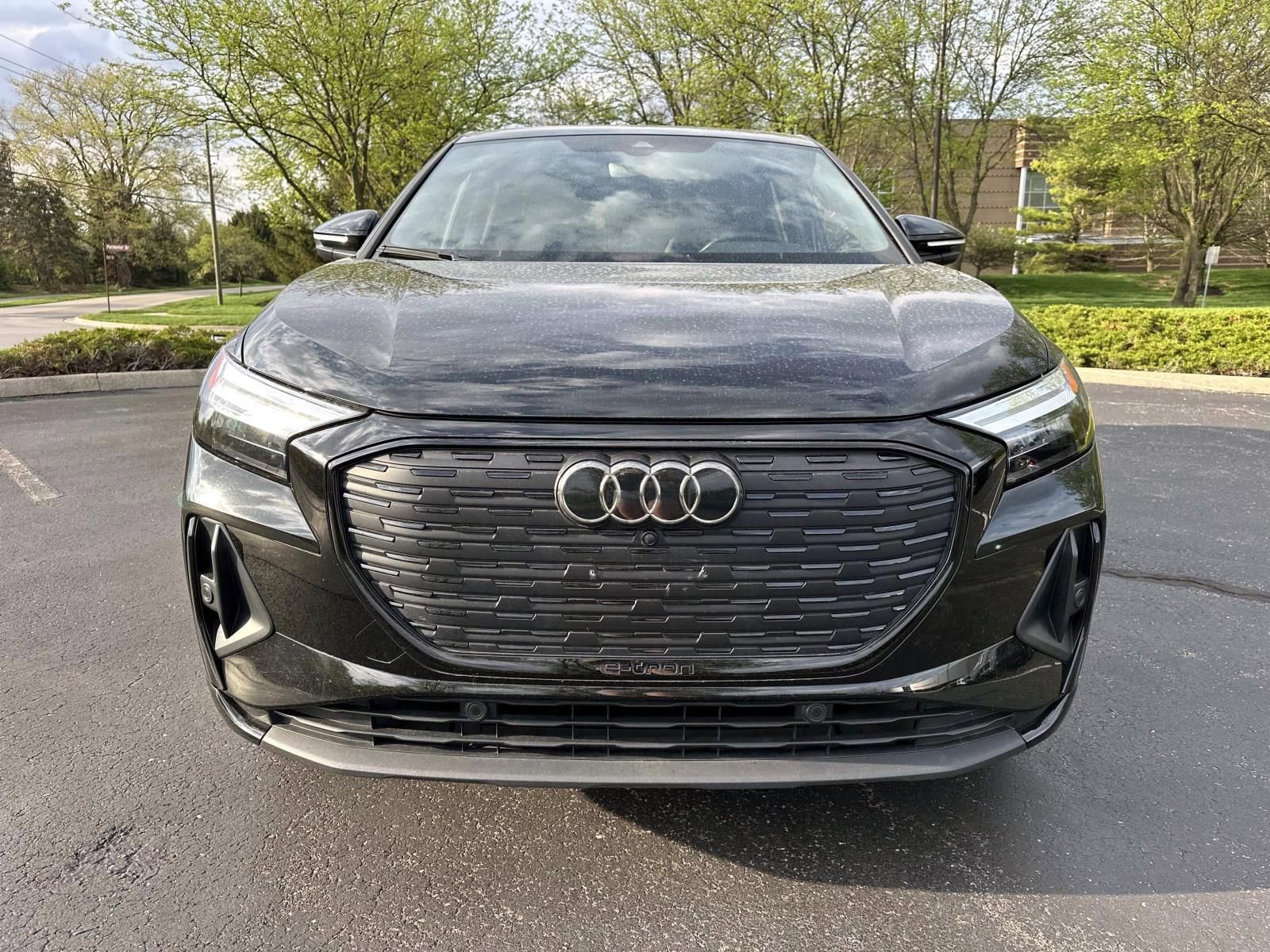Used 2023 Audi Q4 e-tron Premium Plus w/ Premium Plus image 2