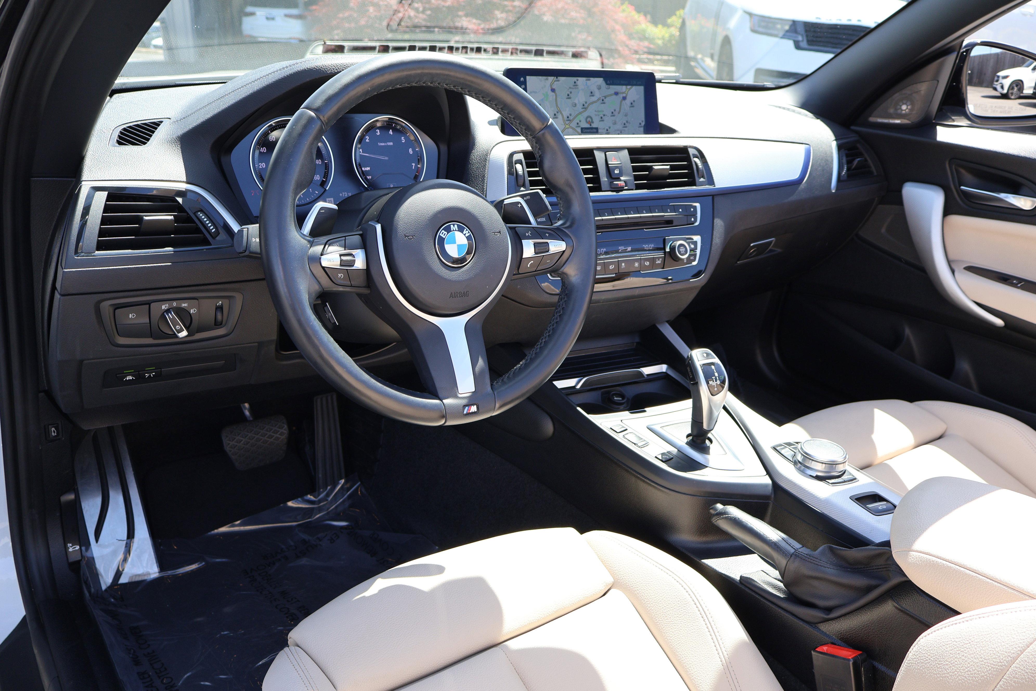 Used 2019 BMW 230i Convertible w/ M Sport Package RWD image 17