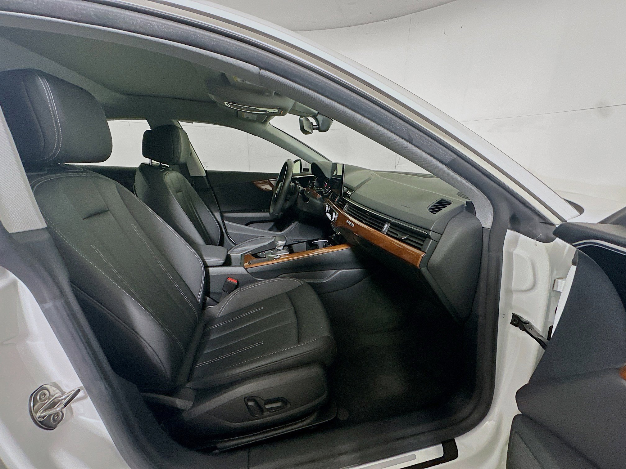 Used 2022 Audi A5 2.0T Premium w/ Convenience Package image 32