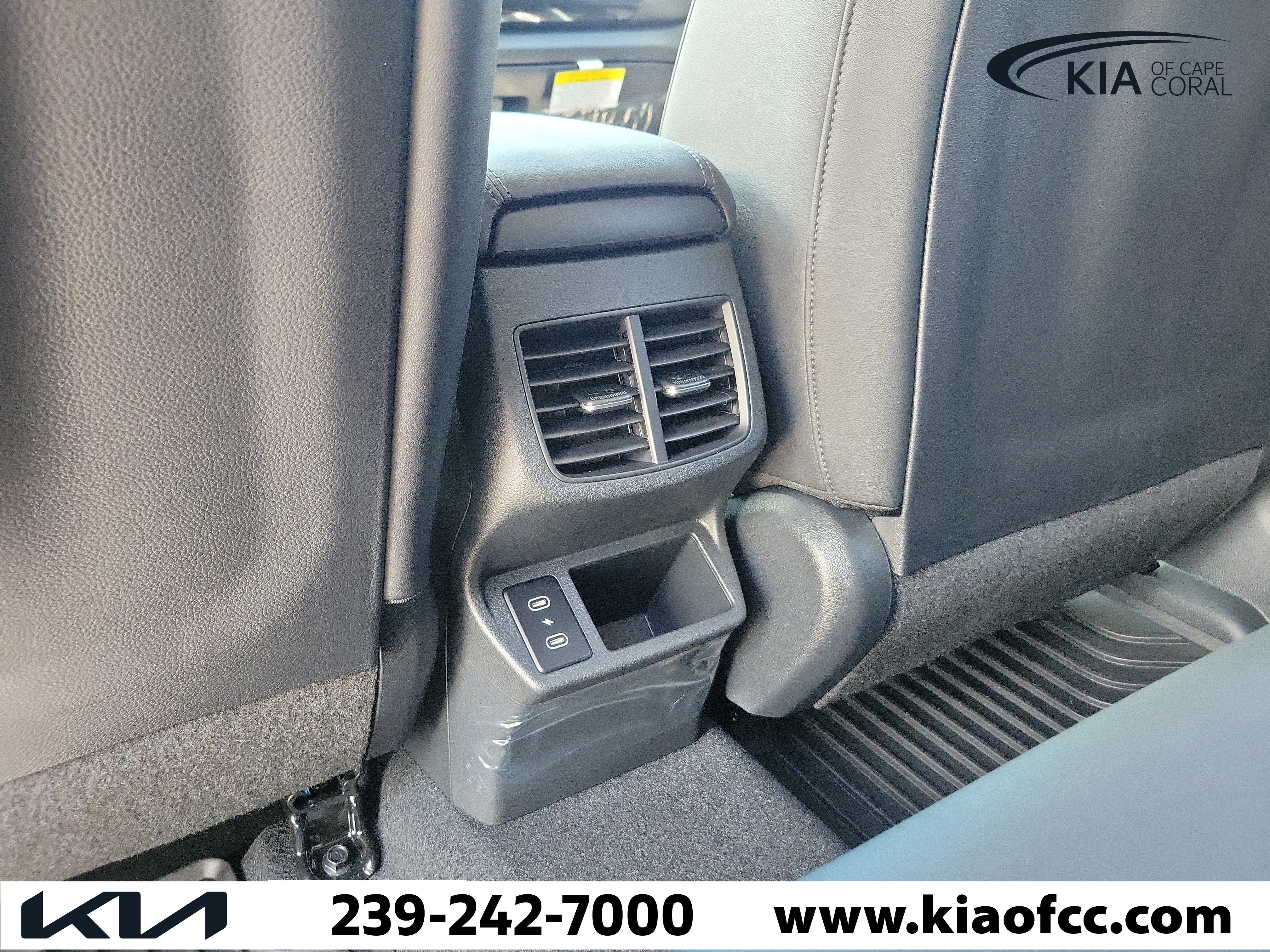 New 2026 Kia Seltos S FWD image 12