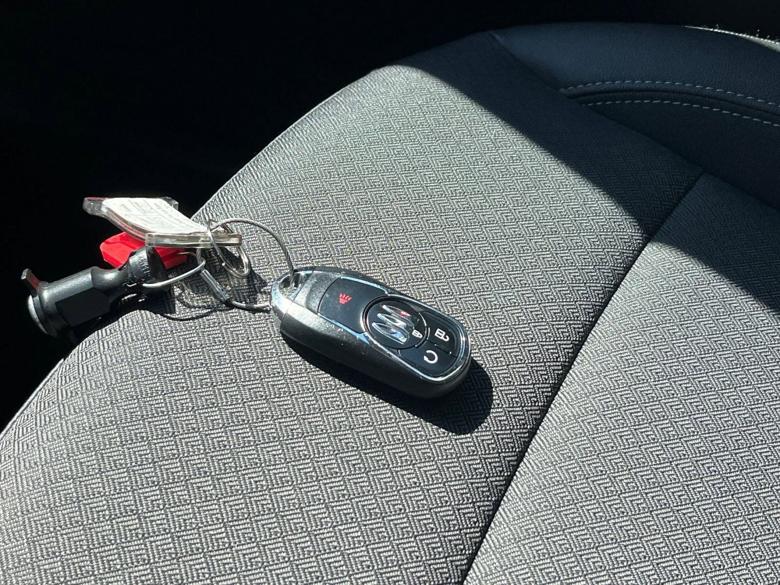 Used 2025 Buick Encore GX Preferred image 25