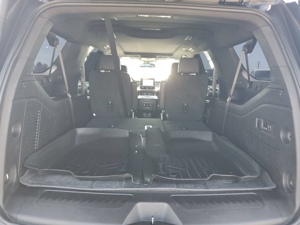 Used 2023 Chevrolet Suburban LT RWD image 27