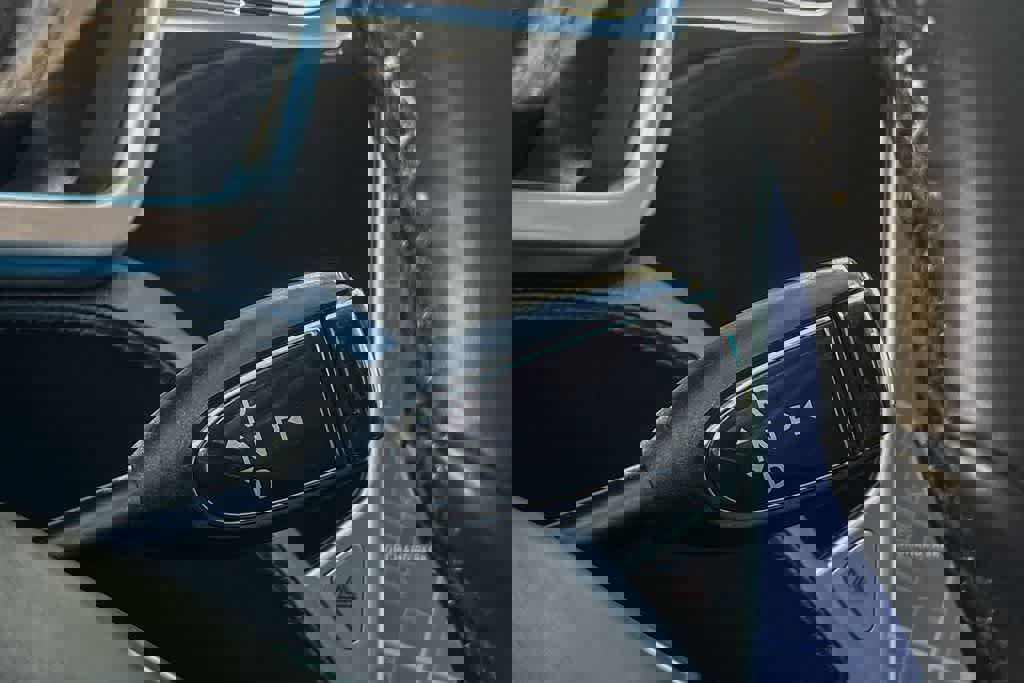 Used 2013 Tesla Model S image 20