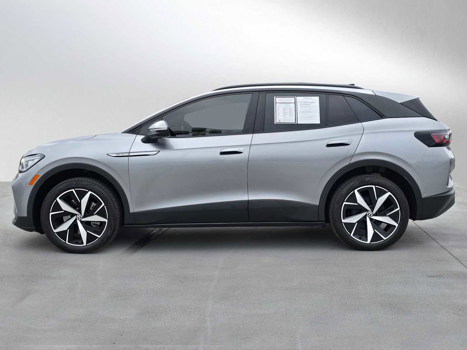 Used 2023 Volkswagen ID.4 Pro S AWD/4WD image 6