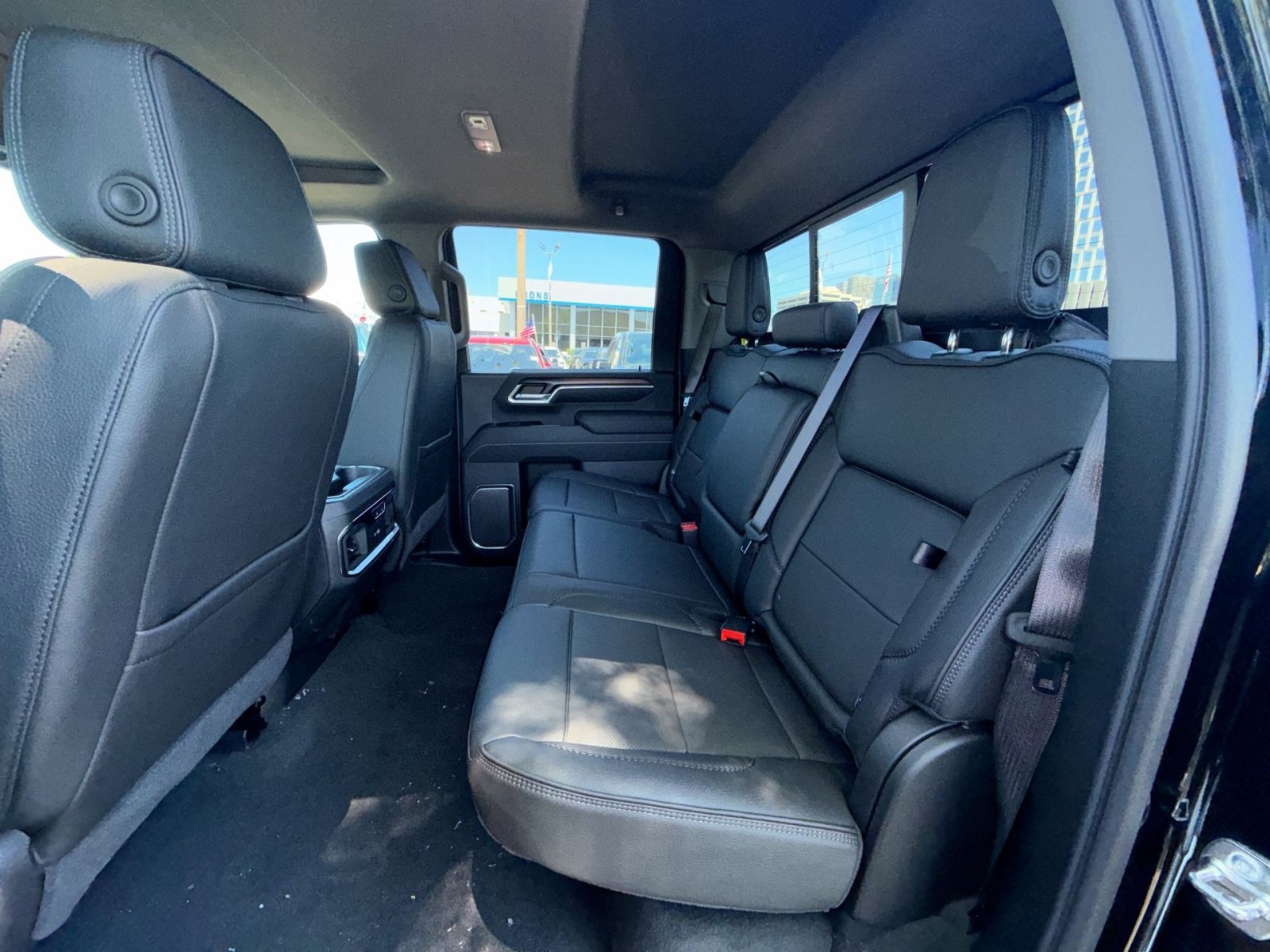 New 2026 GMC Sierra 2500 Denali w/ Denali Reserve Package AWD/4WD image 25
