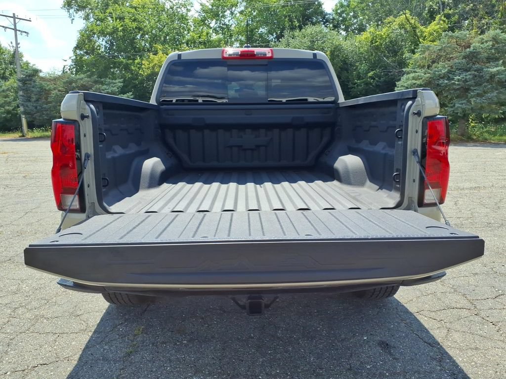 Used 2023 Chevrolet Colorado Trail Boss w/ Advanced Trailering Package AWD/4WD image 8