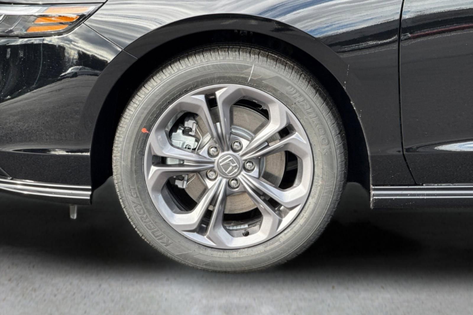 New 2026 Honda Accord EX-L image 30