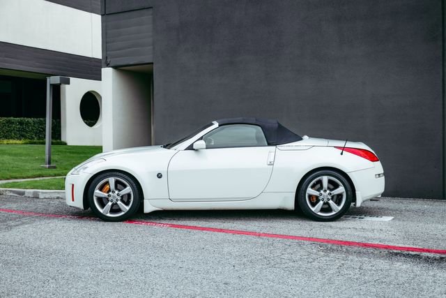 Used 2007 Nissan 350Z Grand Touring RWD image 29