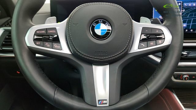 Used 2026 BMW X6 xDrive40i AWD/4WD image 43