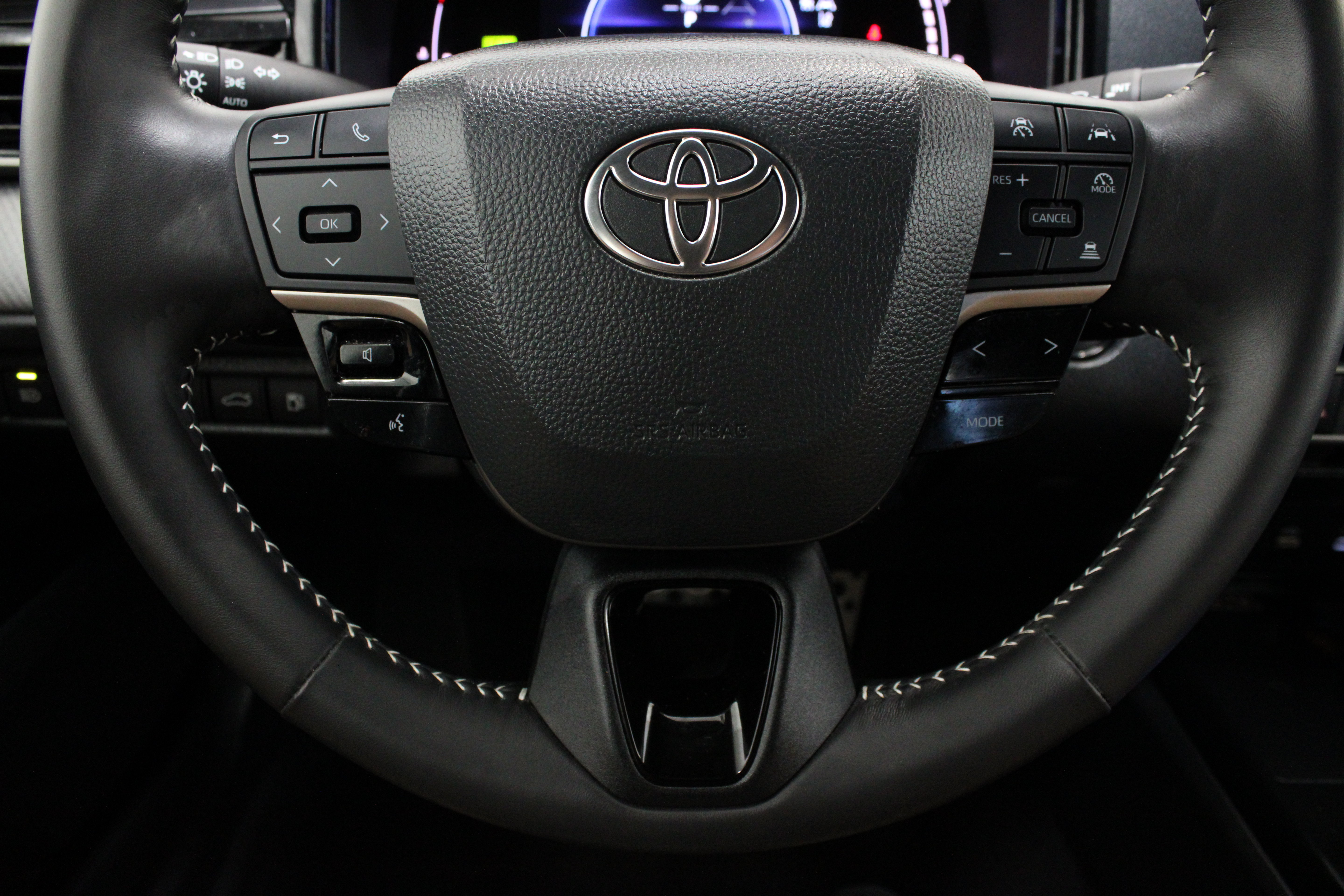 Used 2026 Toyota Camry SE w/ Convenience Package FWD image 24