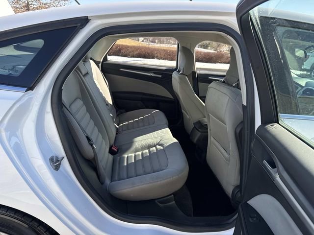 Used 2014 Ford Fusion S image 12