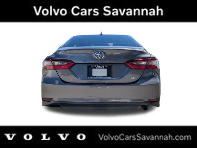 Used 2022 Toyota Camry LE image 6