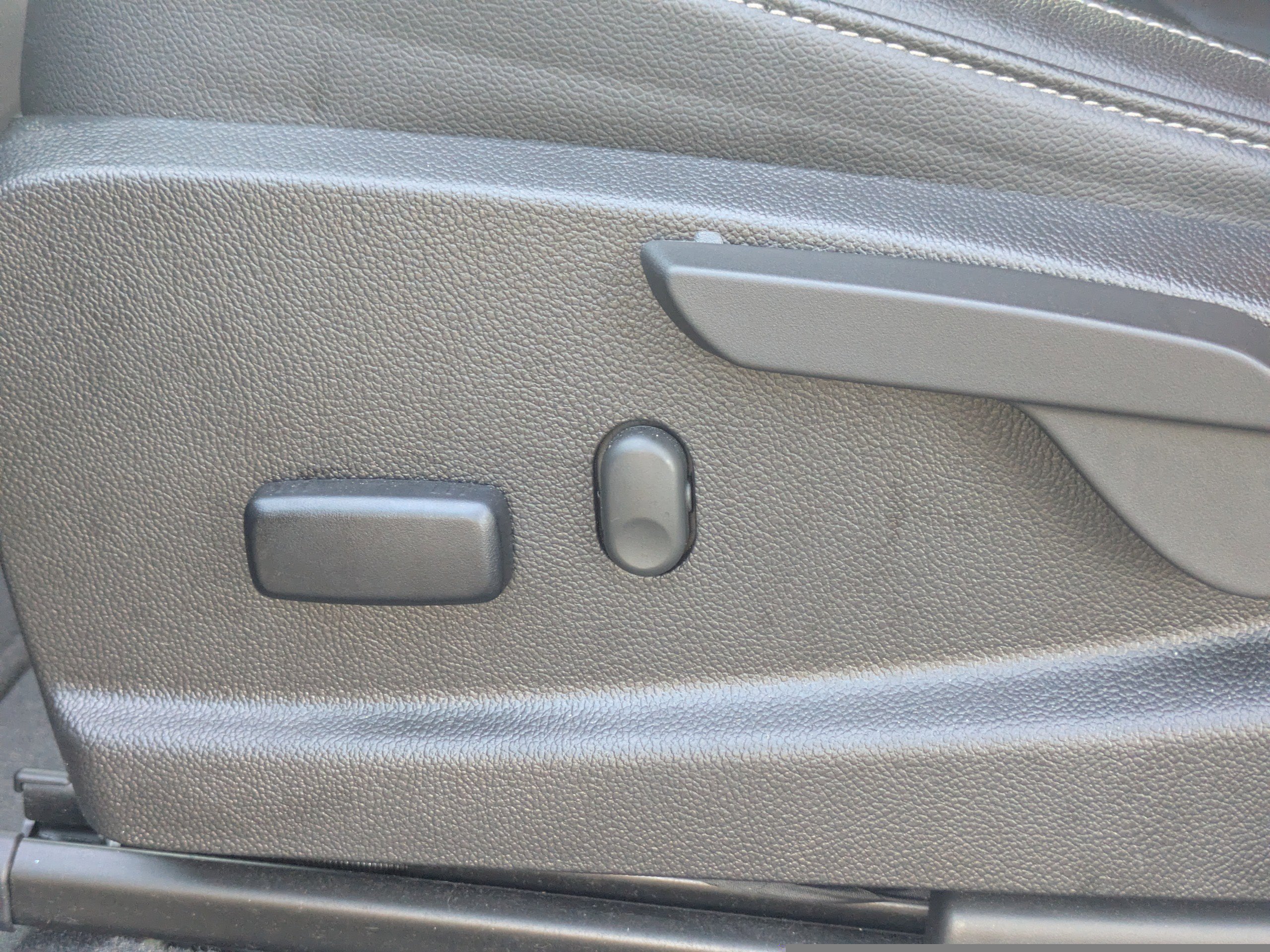 Used 2022 GMC Canyon Elevation w/ Elevation Premium Package image 21