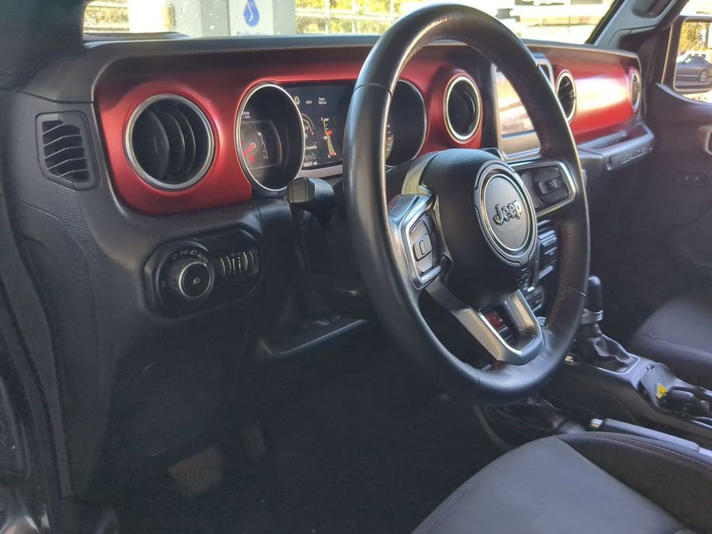 Used 2018 Jeep Wrangler Unlimited Rubicon w/ Dual Top Group image 18