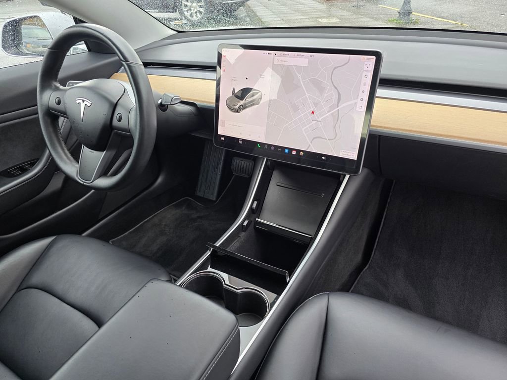 Used 2018 Tesla Model 3 Long Range image 10