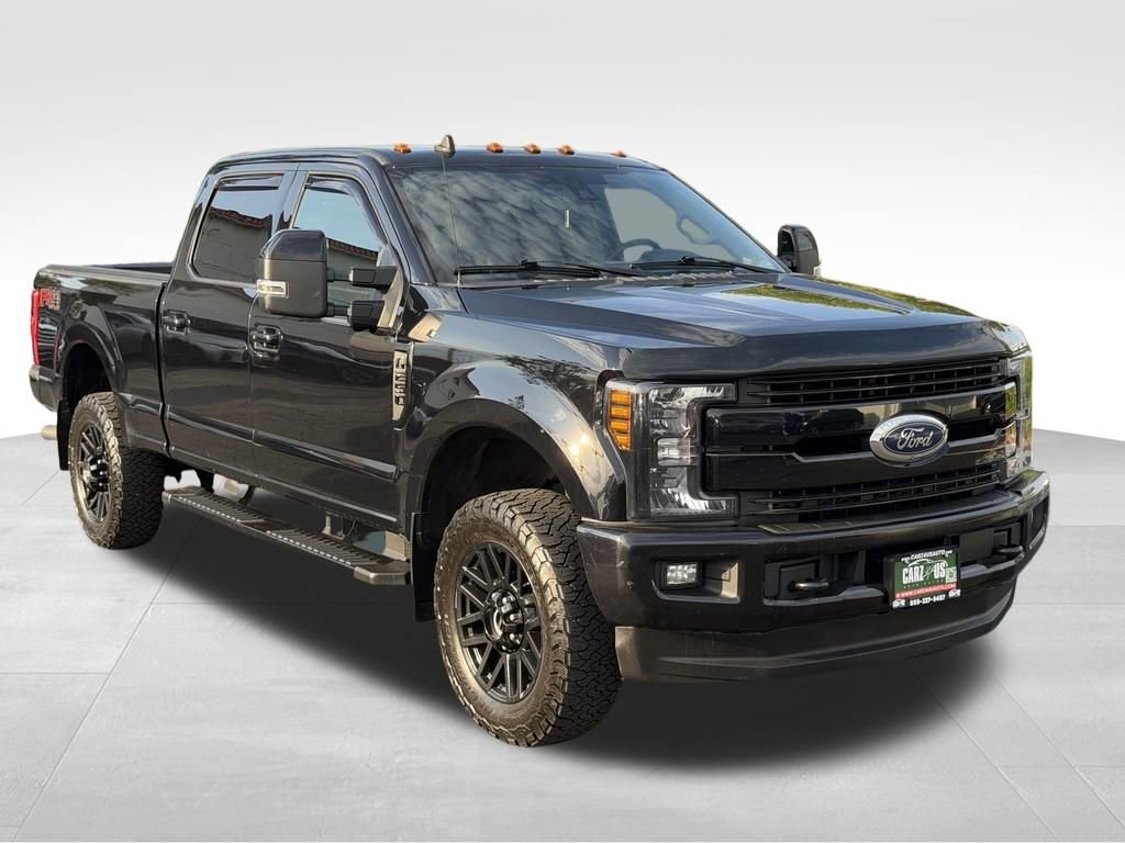 Used 2019 Ford F250 Lariat w/ Lariat Ultimate Package AWD/4WD image 3