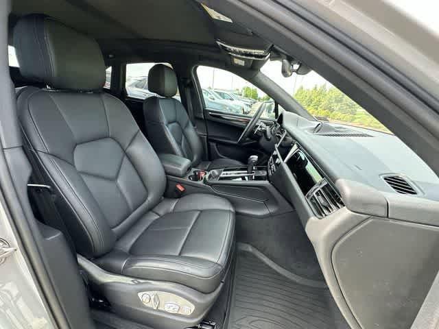 Used 2024 Porsche Macan S AWD/4WD image 21