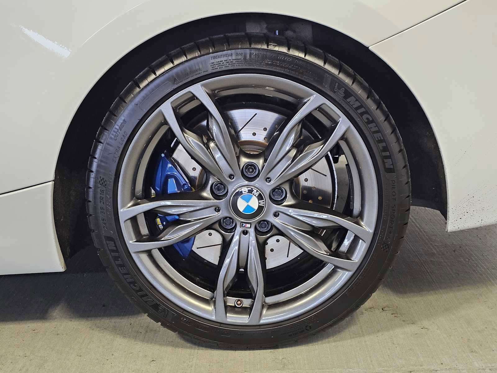 Used 2015 BMW M235i Coupe image 8