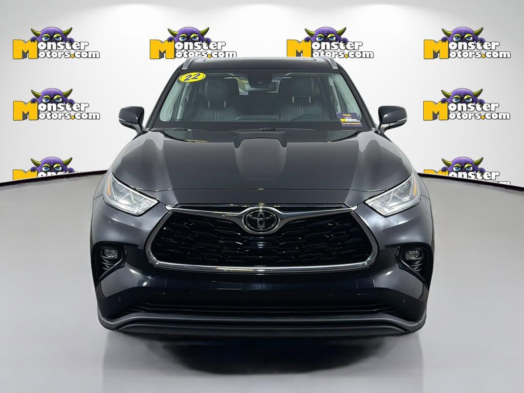 Used 2022 Toyota Highlander Limited image 2