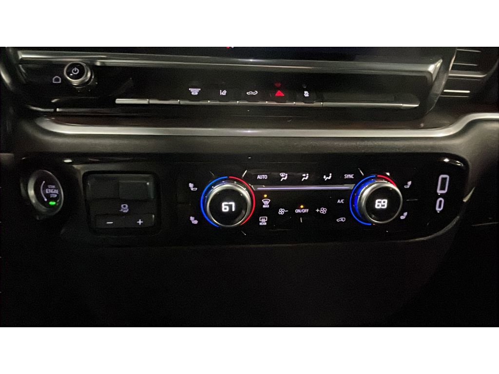 Used 2024 GMC Sierra 2500 SLT AWD/4WD image 14