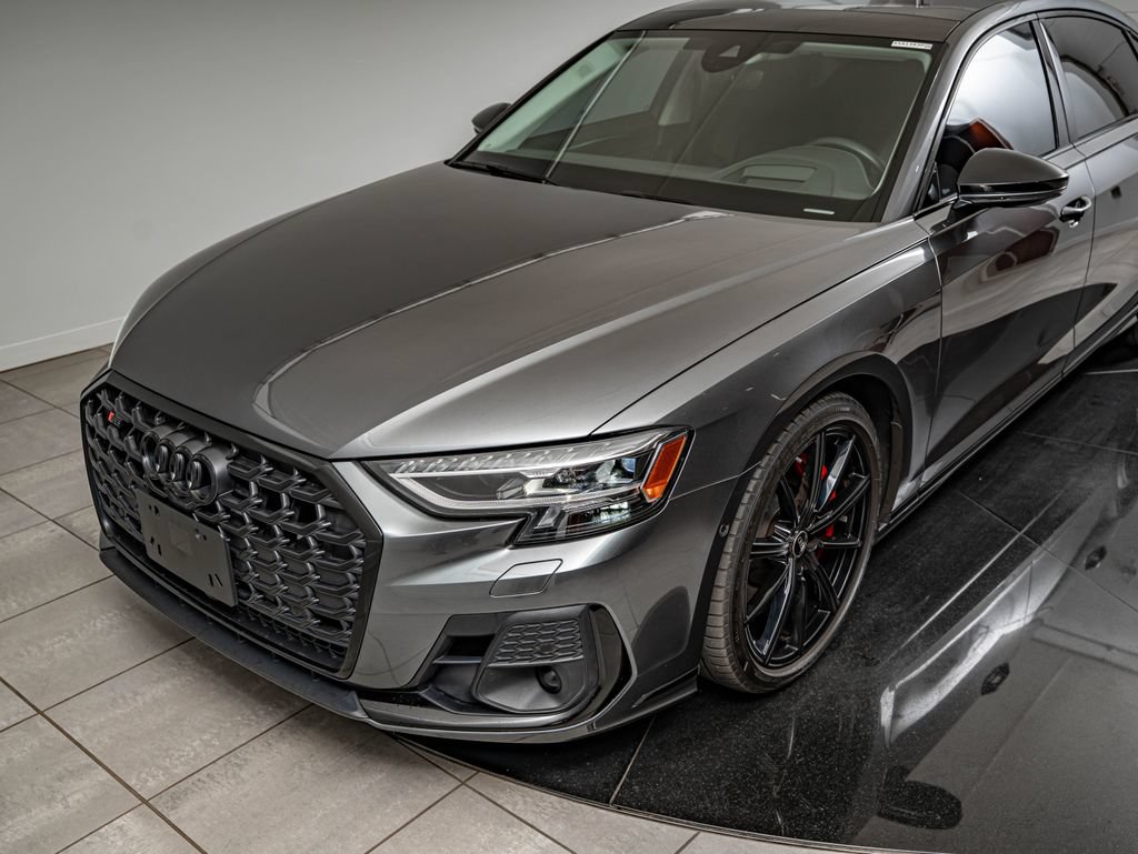 Used 2022 Audi S8 AWD/4WD image 14