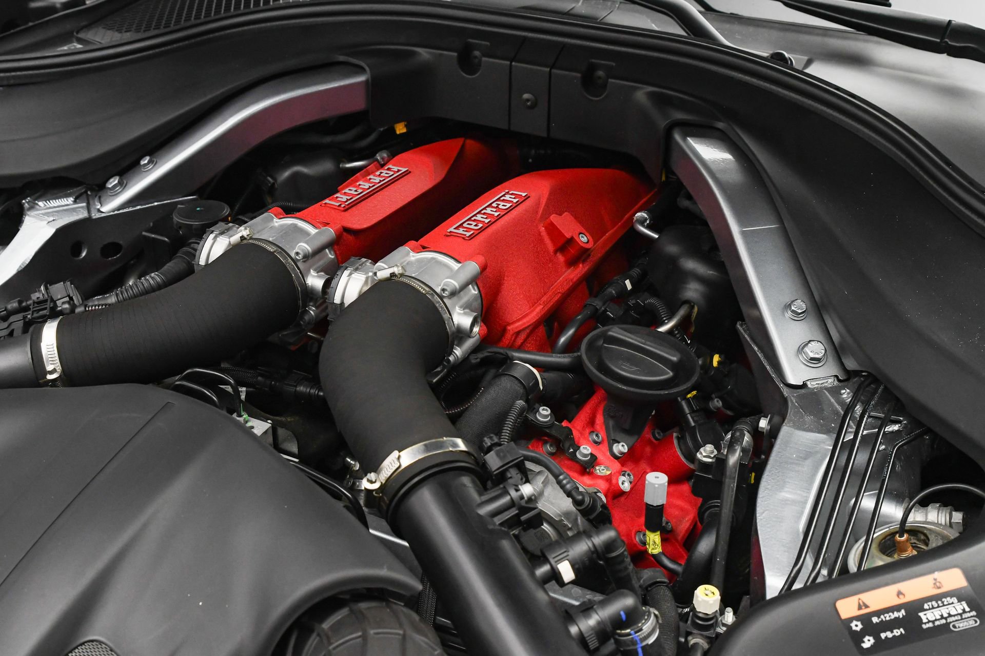 Used 2019 Ferrari Portofino image 34