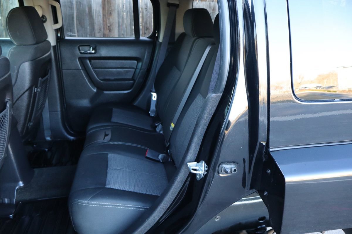 Used 2006 HUMMER H3 w/ Chrome Appearance Package image 20