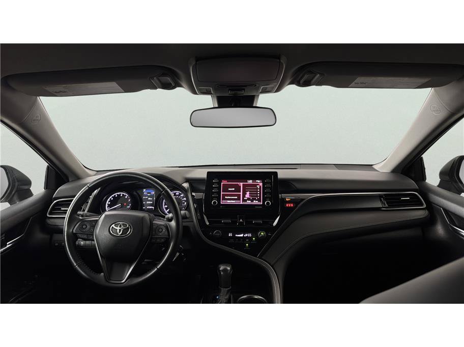 Used 2022 Toyota Camry SE w/ Carpet Mat Package (TMS) FWD image 21