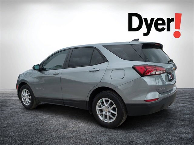 Used 2024 Chevrolet Equinox LS w/ Driver Confidence II Package image 6