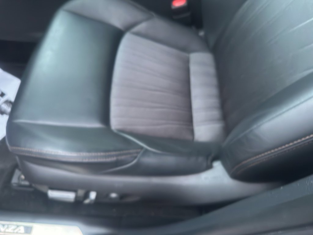 Used 2021 Toyota Venza XLE image 9