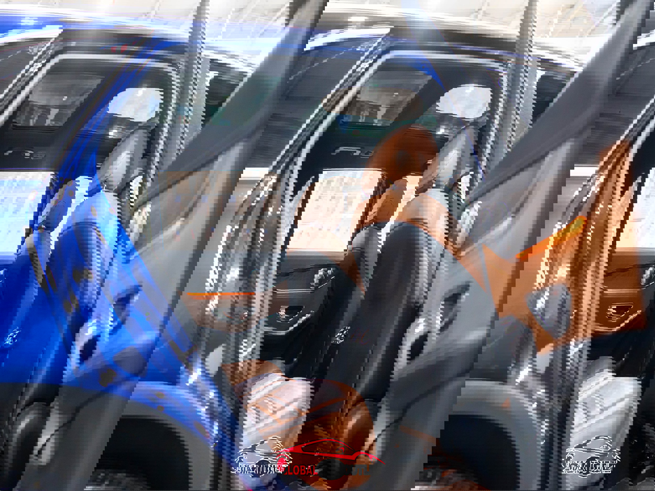 Used 2018 Mercedes-Benz GLC 300 4MATIC w/ Multimedia Package image 19