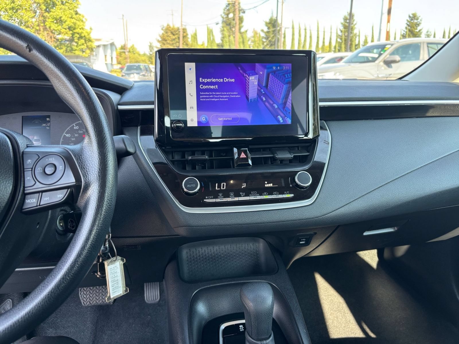 Used 2025 Toyota Corolla LE FWD image 16