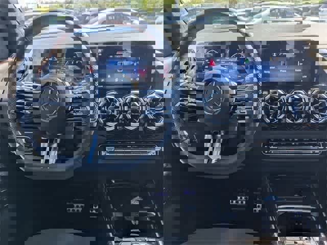 New 2025 Mercedes-Benz GLA 250 image 3