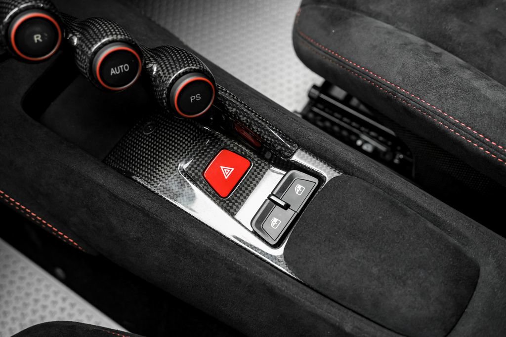 Used 2020 Ferrari 488 Pista Coupe RWD image 26