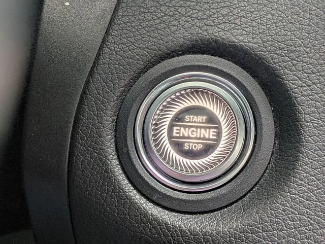 Used 2019 Mercedes-Benz C 300 Sedan image 25