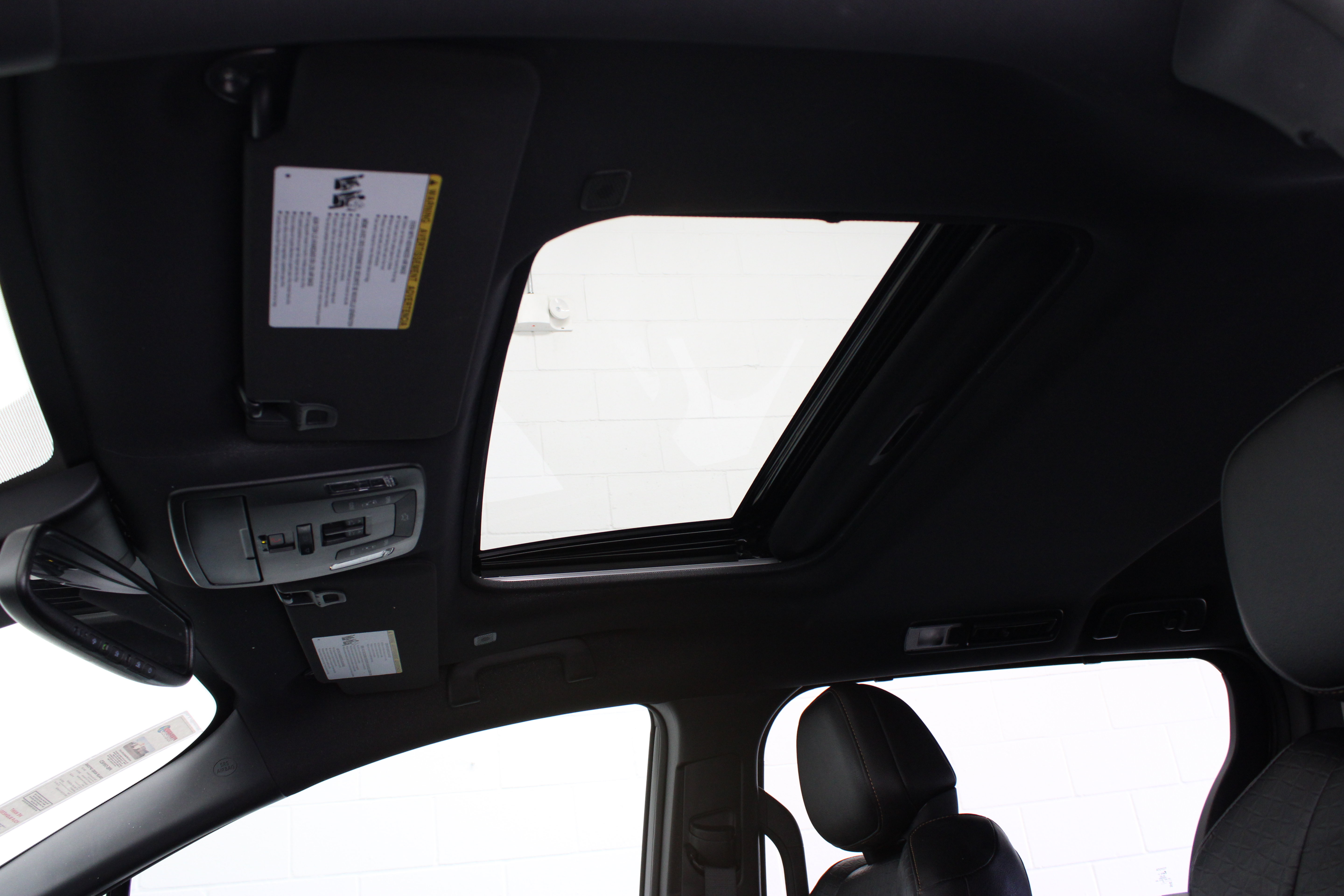 Certified 2025 Toyota Sienna XLE Woodland Edition AWD/4WD image 27
